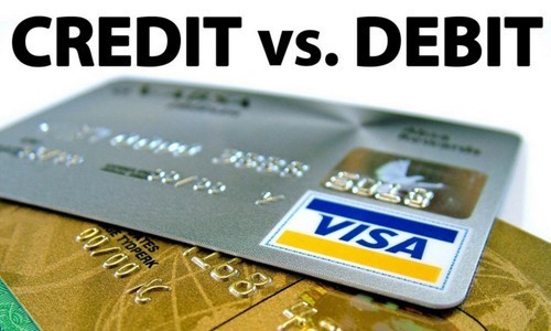 Thẻ ghi nợ và thẻ quốc tế là sản phẩm thẻ thanh toán cực tiện lợi