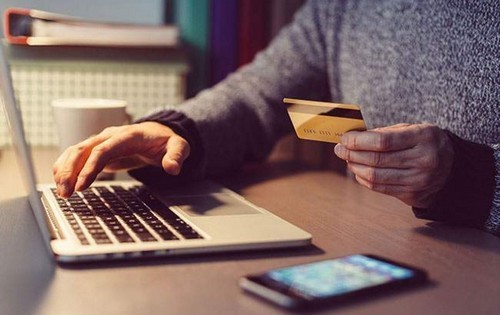 Thanh toán online dễ dàng hơn với thẻ ghi nợ nội địa và quốc tế