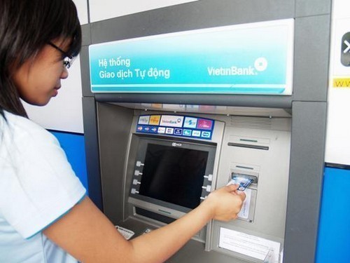 Chuyển khoản qua thẻ ATM mang lại nhiều lợi ích thiết thực