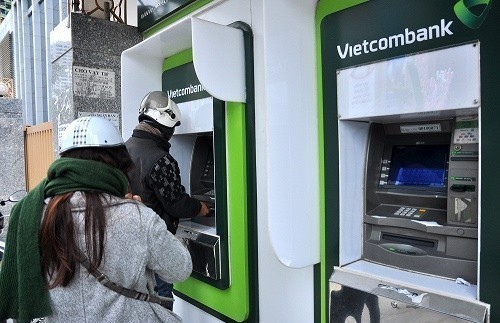 Cách kích hoạt thẻ Vietcombank tại cây ATM Vietcombank