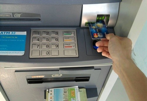 Hướng dẫn cách sử dụng thẻ ATM lần đầu