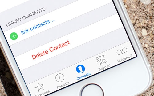 Hướng dẫn cách xóa danh bạ điện thoại trên iPhone 5