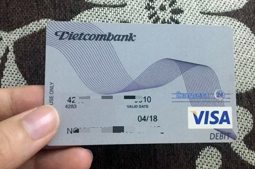 Có thể rút tiền từ thẻ VISA Vietcombank không?
