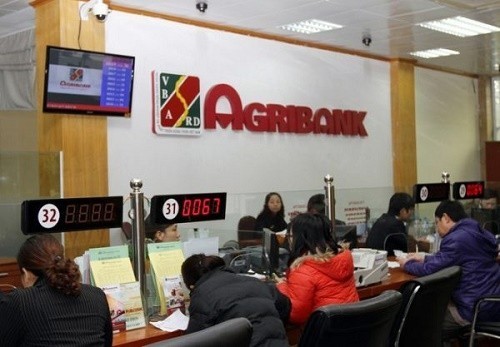 Bạn cần đến quầy giao dịch để đăng ký Internet Banking Agribank