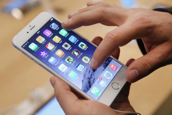 Có thể ghi âm cuộc gọi trên iPhone 6 Plus bằng cách nào? 
