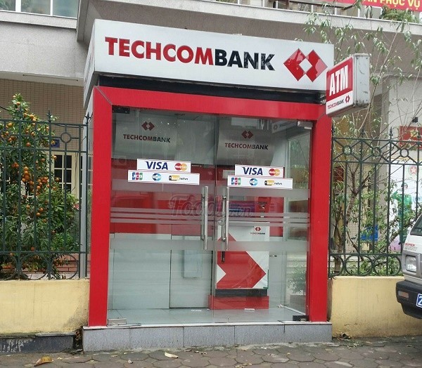 Hạn mức rút tiền ATM Techcombank