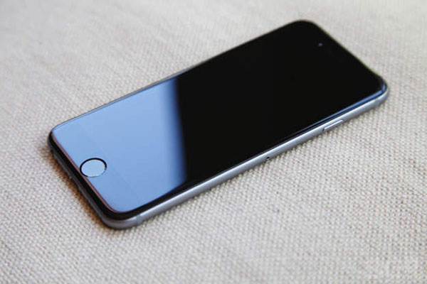 Thay pin iPhone 6S chính hãng bao nhiêu tiền, ở đâu tốt?