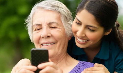 Điện thoại di động dành cho người già rất đa dạng